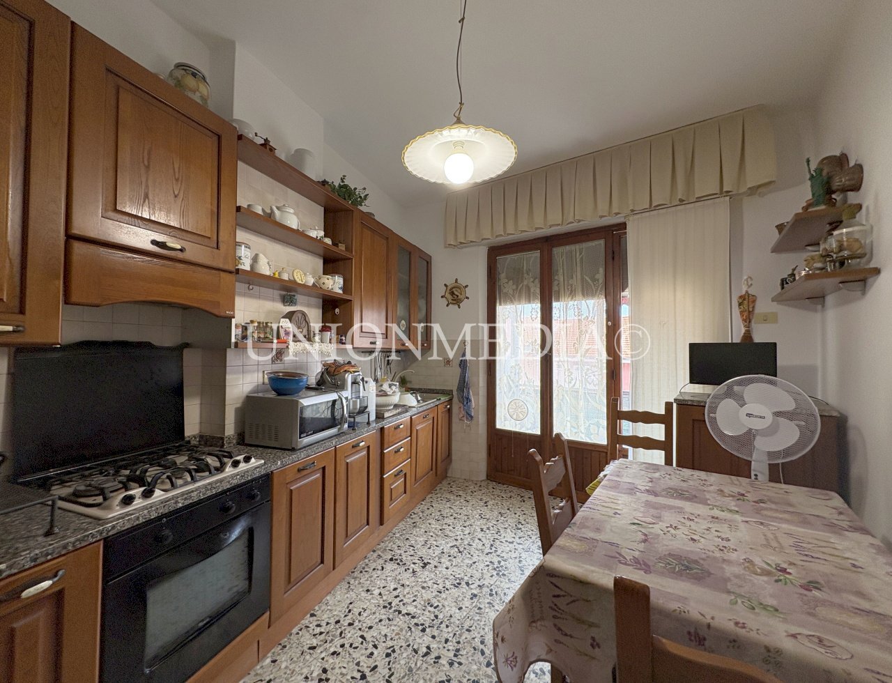 3 APPARTAMENTO SARZANA.jpg - Four-room apartment Via porta parma 12, Sarzana - photo 3