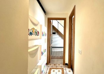 WhatsApp Image 2025-07-28 at 15.37.42(3).jpeg - Trilocale Via porta parma 12, Sarzana - foto 8