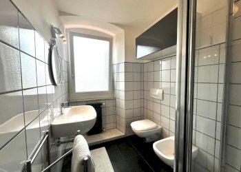 WhatsApp Image 2025-07-28 at 15.37.43.jpeg - Trilocale Via porta parma 12, Sarzana - foto 15