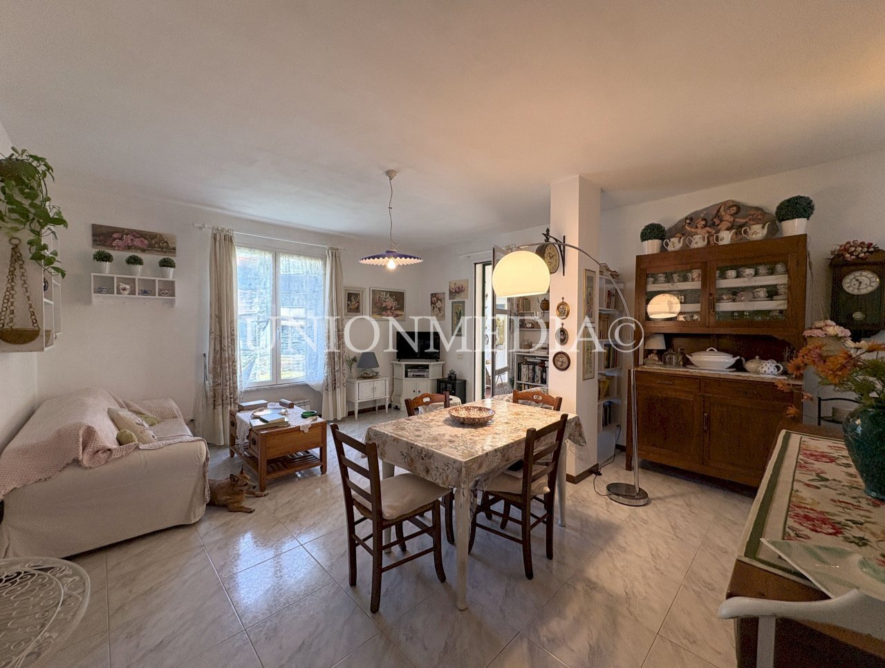 1 appartamento caniparola fosdinovo.jpg - Four-room apartment Via malaspina 1, Fosdinovo - photo 1