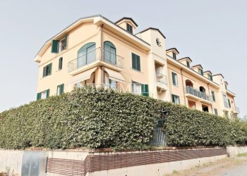 12 - Quadrilocale Via malaspina 1, Fosdinovo - foto 1