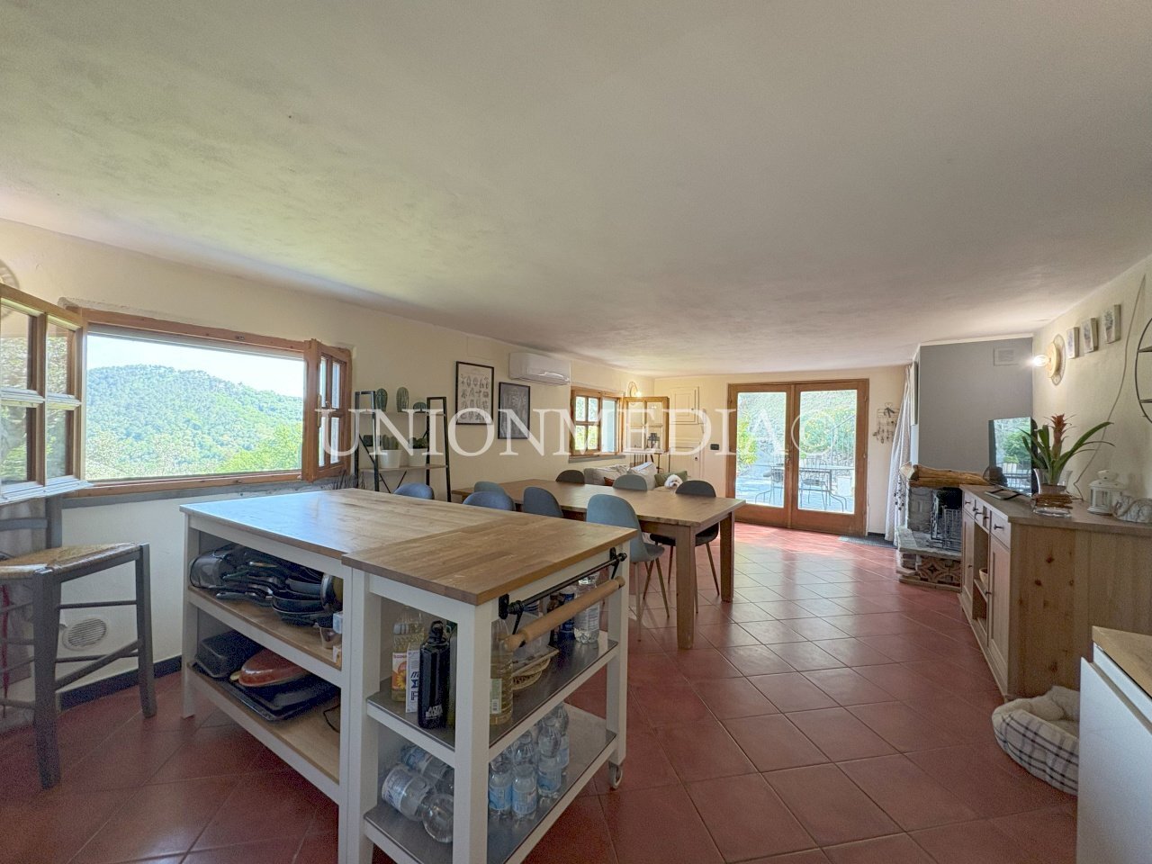 3 fosdinovo villa indipendente.jpg - Villa Viale Vittorio Alfieri, Fosdinovo - foto 3