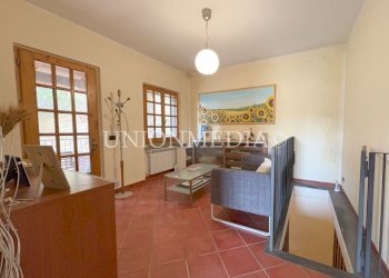 7 fosdinovo villa indipendente.jpg - Villa Viale Vittorio Alfieri, Fosdinovo - foto 7