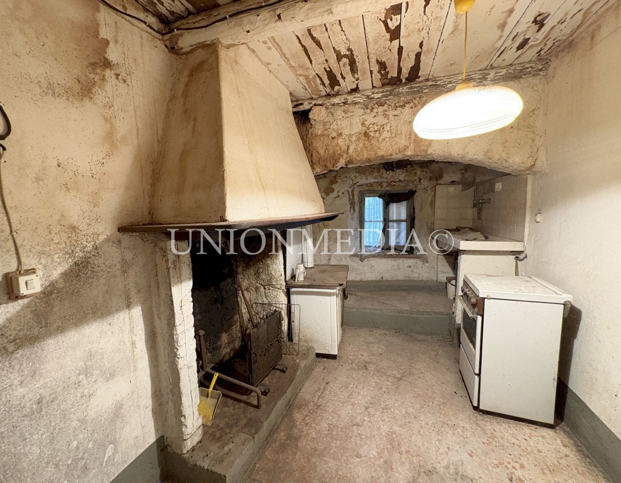 2 giucano fosdinovo rustico.jpg - Semi-detached house via giucano, Fosdinovo - photo 2