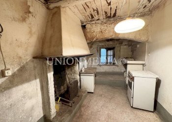 2 giucano fosdinovo rustico.jpg - Casa semi indipendente via giucano, Fosdinovo - foto 2