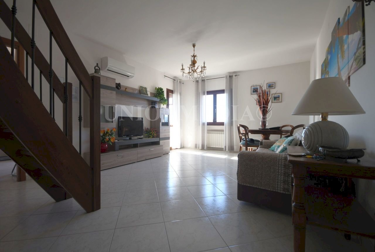 2.jpg - Apartment Via Castiglioni, Santo Stefano di Magra - photo 2