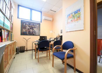 2.jpg - Ufficio Via Variante Aurelia 125, Sarzana - foto 1