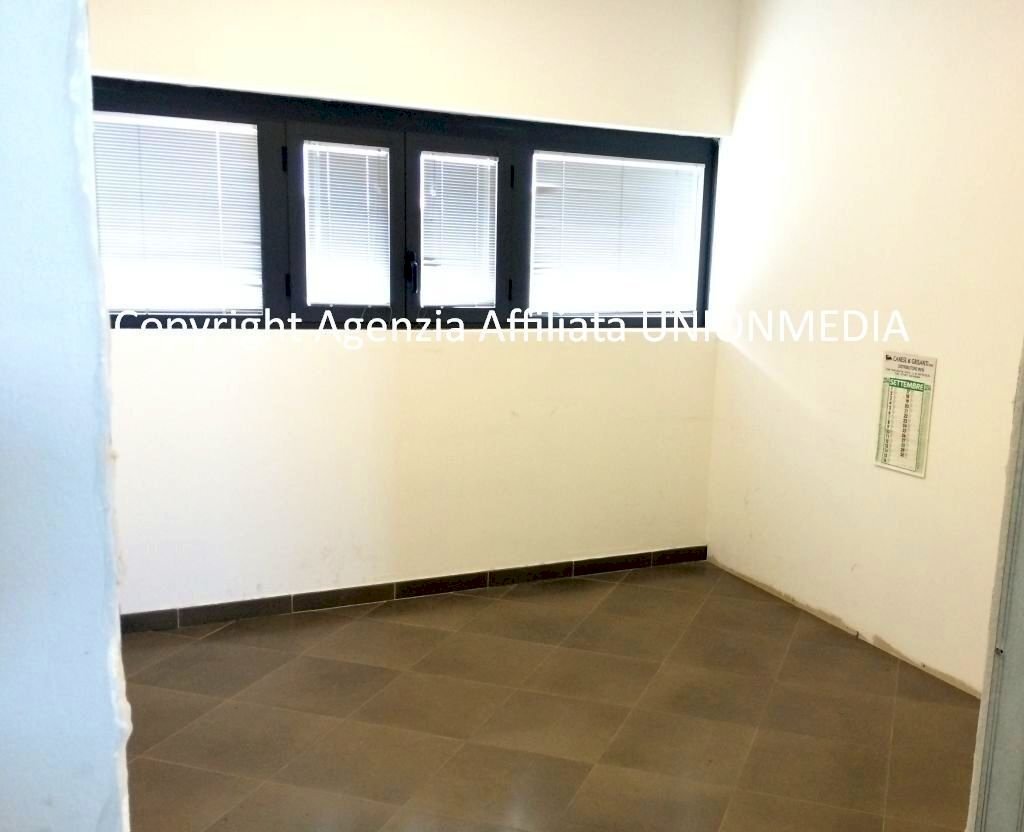 2.jpg - Ufficio Via Variante Aurelia, Sarzana - foto 2