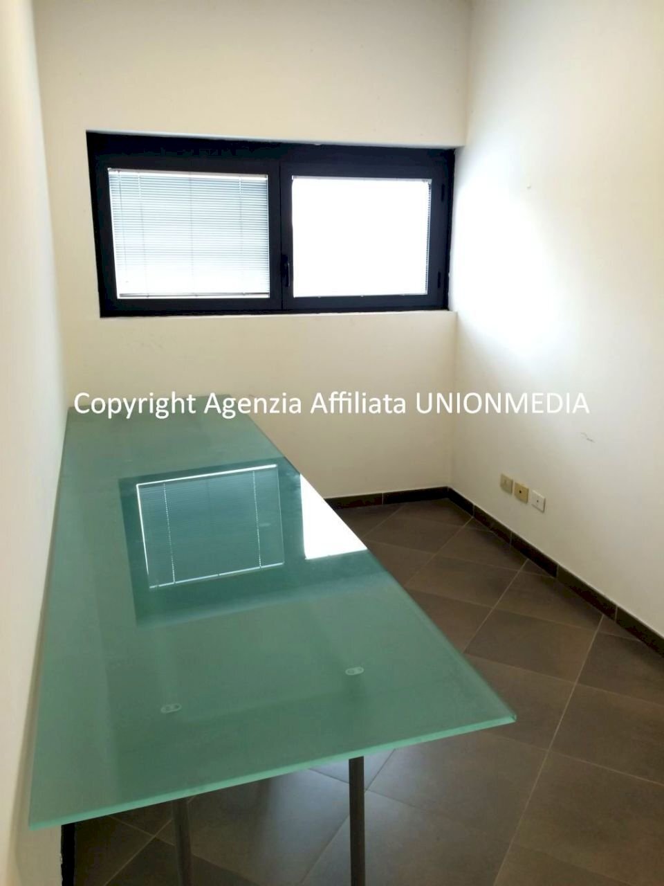 3.jpg - Ufficio Via Variante Aurelia, Sarzana - foto 3