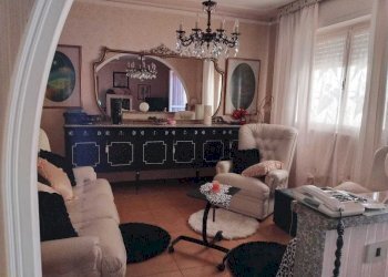 IMG-20250929-WA0003.jpg - Appartamento Via Antonio Gramsci 29, Luni - foto 2