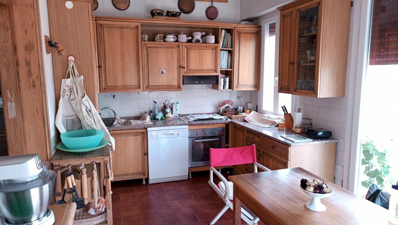 2 cucina attico Romito Magra.jpg - Attico Via Ameglia 33, Arcola - foto 3