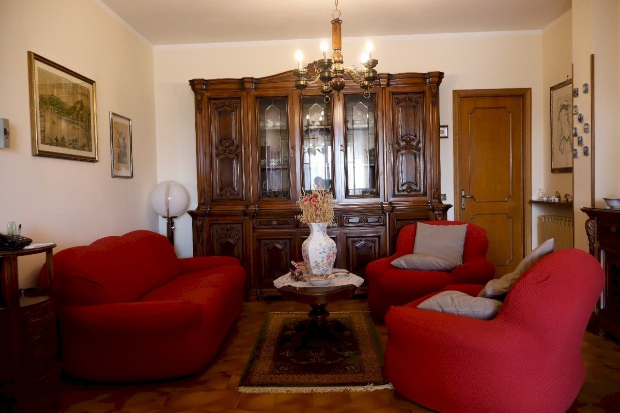 IMG-20250429-WA0021.jpg - Appartamento Via Provinciale 50, Castelnuovo Magra - foto 1