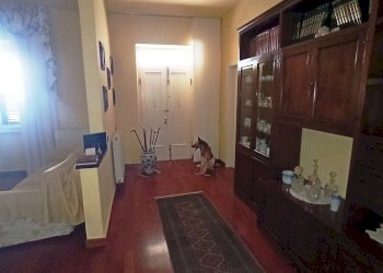 ingresso P. T.jpg - Quadrilocale Via Canale, Castelnuovo Magra - foto 2