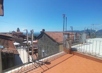 IMG_20250630_114016.jpg - Quadrilocale Via Dante Alighieri, Castelnuovo Magra - foto 15