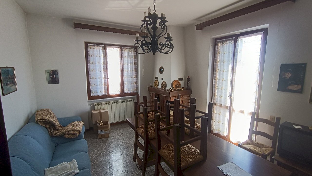 IMG_20250519_143954.jpg - Appartamento Castelnuovo Magra - foto 1