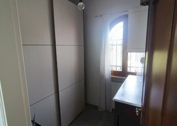 15 studio.jpg - Casa semi indipendente Luni - foto 15