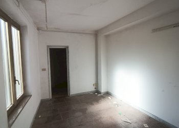 IMG_20250115_140806.jpg - Capannone Castelnuovo Magra - foto 4