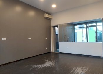 1.jpg - Locale Commerciale Viale Dardanelli 74, Rimini - foto 1