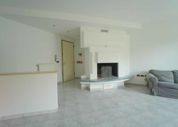 DSC00648.jpg - Appartamento Via Andrea Costa 133, Santarcangelo di Romagna - foto 1