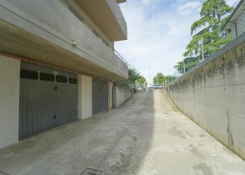 DSC00670.jpg - Appartamento Via Andrea Costa 133, Santarcangelo di Romagna - foto 29