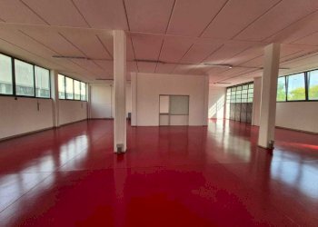 IMG_6488.JPG - Locale Commerciale Via della Liberazione, San Mauro Pascoli - foto 1