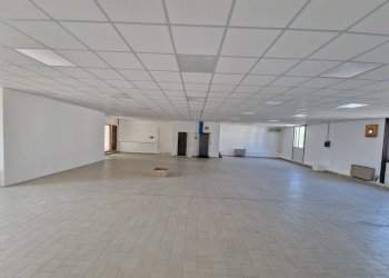 20250821_100311.jpg - Locale Commerciale Via della Liberazione, San Mauro Pascoli - foto 15