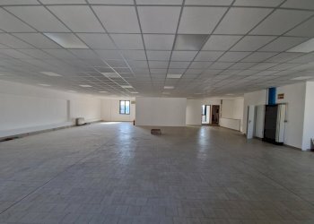 20250821_100330.jpg - Locale Commerciale Via della Liberazione, San Mauro Pascoli - foto 17