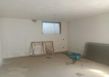 garage.jpg - Casa indipendente Rimini - foto 10