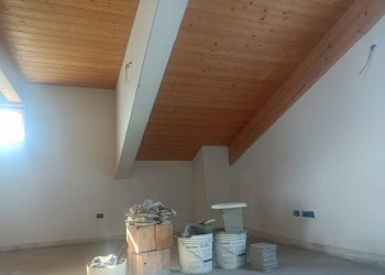 tetto in legno.jpg - Casa indipendente Rimini - foto 13