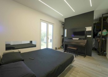 DSC00218.jpg - Villa Via Primo Targhini 4101, Cesena - foto 11