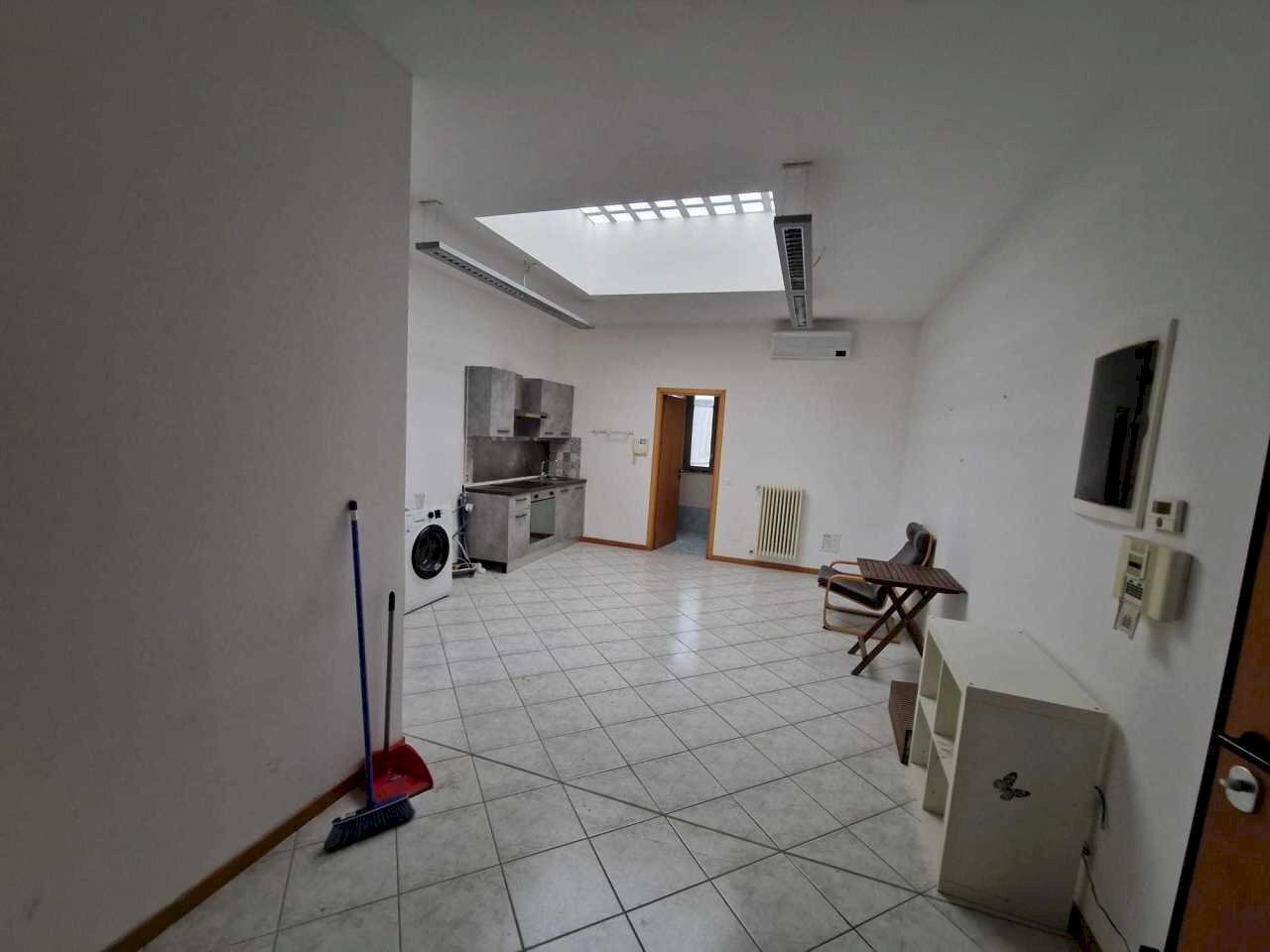 WhatsApp Image 2025-06-09 at 11.58.44 (1).jpeg - Ufficio Via Marecchiese 152, Rimini - foto 3