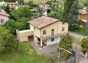 DJI_20250521143159_0052_D.JPG - Casa indipendente Via Montefeltro 130, Novafeltria - foto 1