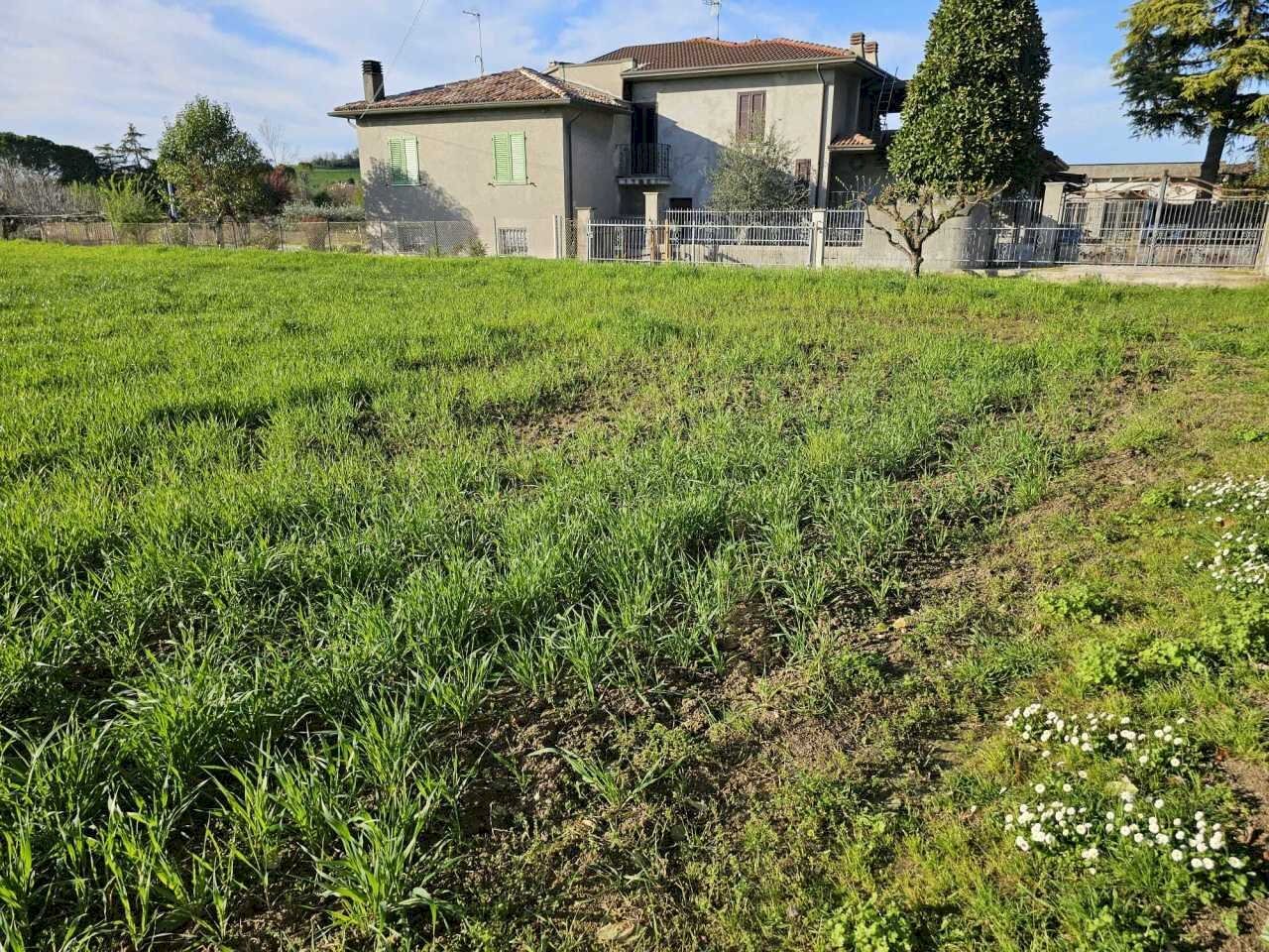 2.jpg - Terreno agricolo Via Casetti Molari, Santarcangelo di Romagna - foto 2