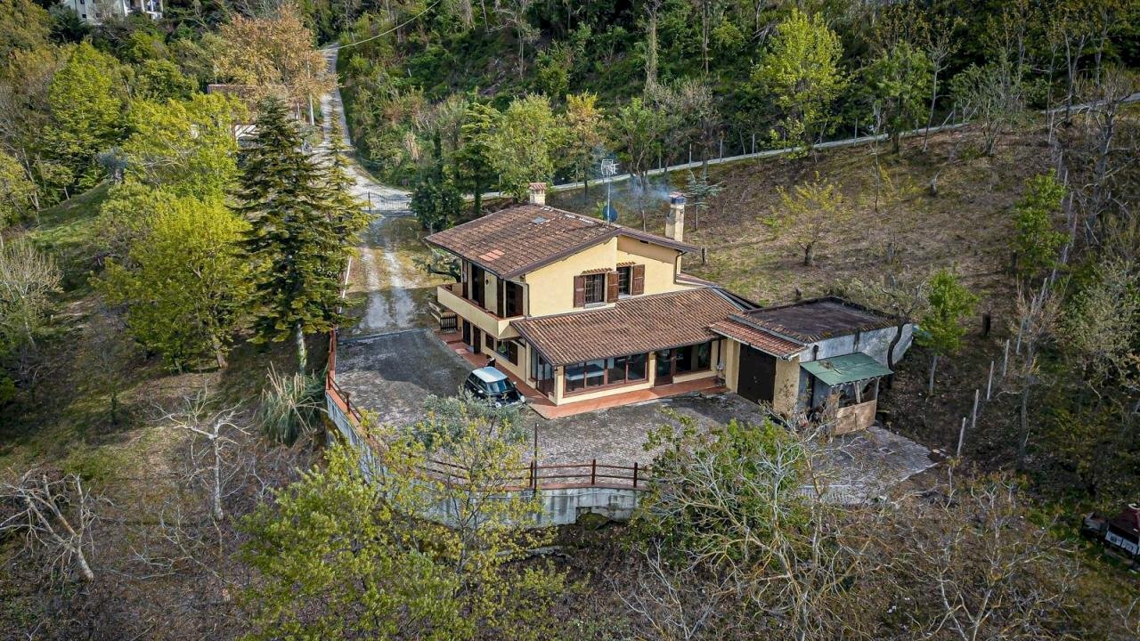 33.jpg - Villa Via Tomassini 18, Borghi - photo 3