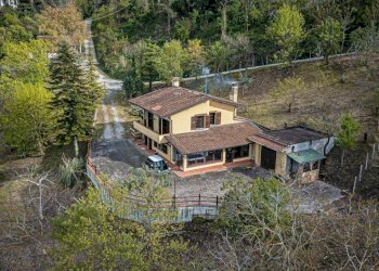 33.jpg - Villa Via Tomassini 18, Borghi - photo 3