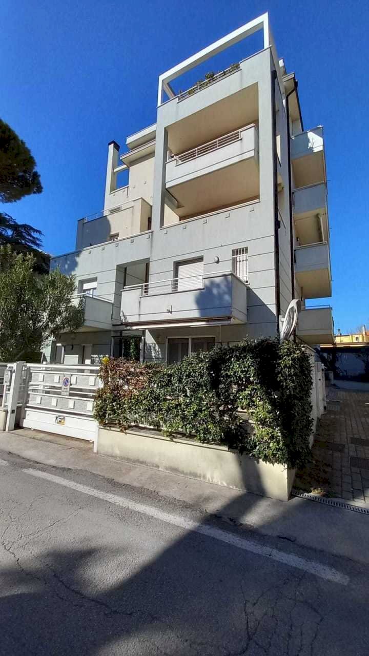 IMG-20250319-WA0010.jpg - Trilocale Via Giuseppe Baretti 23, Rimini - foto 2