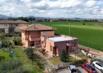 1.JPG - Appartamento Via Busca 115, Santarcangelo di Romagna - foto 2