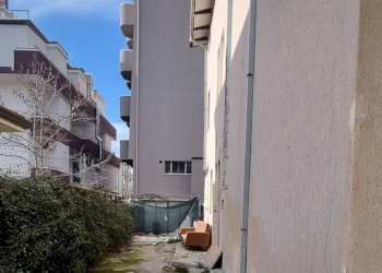 Immagine WhatsApp 2025-03-12 ore 16.18.08_66a5bed3 - Villa Trifamiliare Viale Viareggio 14, Rimini - foto 2