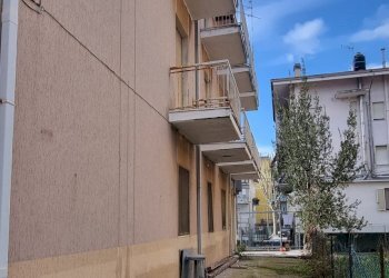 Immagine WhatsApp 2025-03-12 ore 16.17.28_cc480e03 - Villa Trifamiliare Viale Viareggio 14, Rimini - foto 3