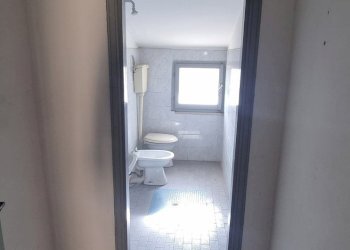 Immagine WhatsApp 2025-03-12 ore 16.20.55_1fa7666d - Villa Trifamiliare Viale Viareggio 14, Rimini - foto 27