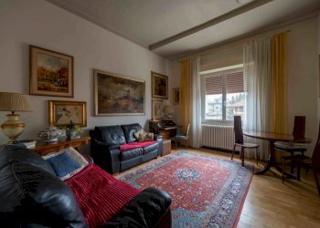 _ML24030-HDR.jpg - Appartamento Via Dante Alighieri 60, Rimini - foto 2