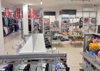 WhatsApp Image 2025-02-07 at 14.44.08 (7).jpeg - Abbigliamento - Intimo Piazza Europa 24, Verucchio - foto 10