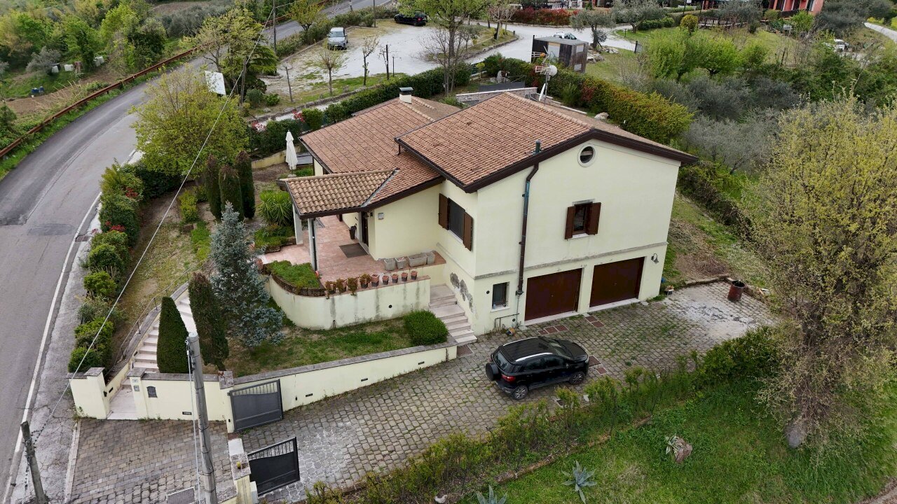 DJI_20260410151829_0079_D.jpg - Villa Via Colombarina 17, Poggio Torriana - foto 3