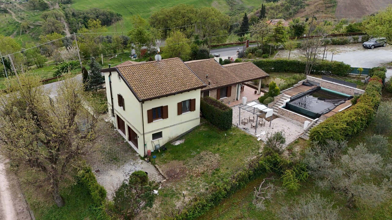 DJI_20260410151844_0080_D.jpg - Villa Via Colombarina 17, Poggio Torriana - foto 3