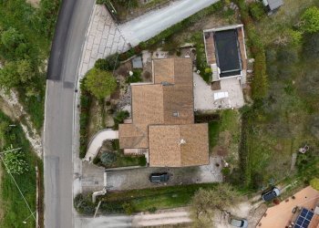 DJI_20260410152008_0087_D.jpg - Villa Via Colombarina 17, Poggio Torriana - foto 10