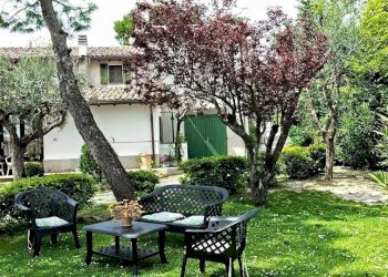 DIVANO GIARDINO.jpg - Casale Rimini - foto 5