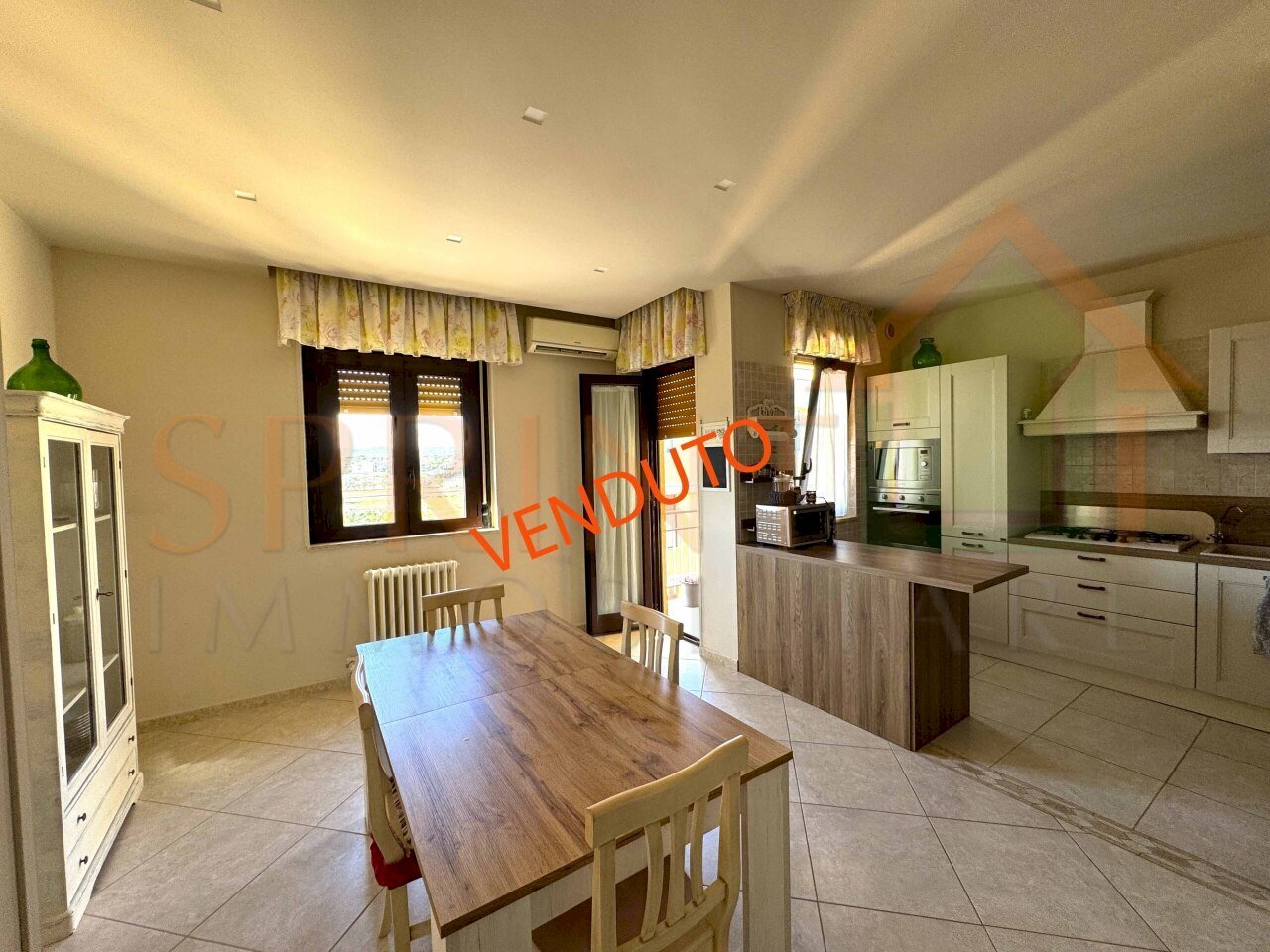 1VENDUTO - Four-room apartment Monopoli - photo 1