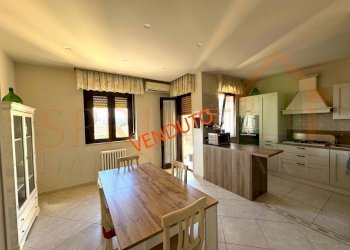 1VENDUTO - Four-room apartment Monopoli - photo 1