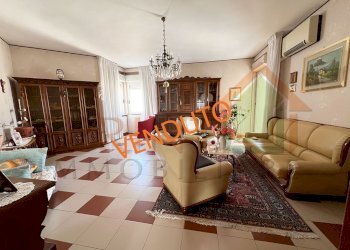 Salone VENDUTO .jpg - Quadrilocale Via Fratelli Rosselli 11, Monopoli - foto 1