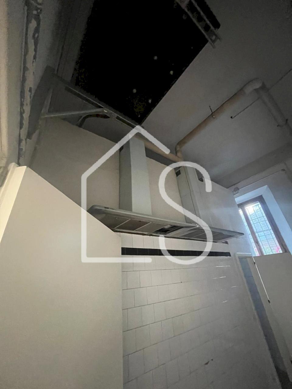 WhatsApp Image 2025-09-01 at 14.24.09 (1).jpeg - Commercial Premises Via del Corso 4, Castiglione dei Pepoli - photo 3